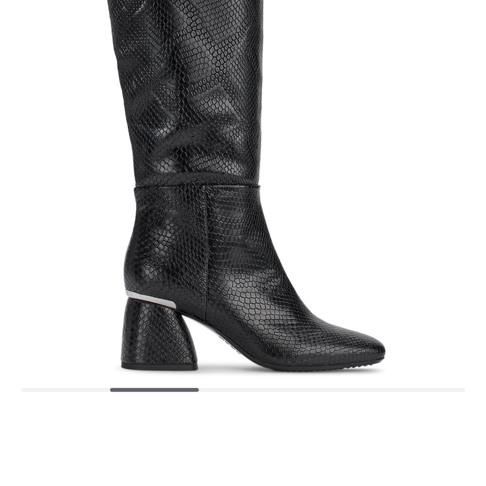 New Dkny Black Heeled Boots with Textured Leather and Geometric Heel. FINAL SALE